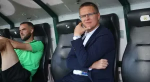 {{ otherArticle[0].article.title }}