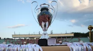 {{ otherArticle[0].article.title }}