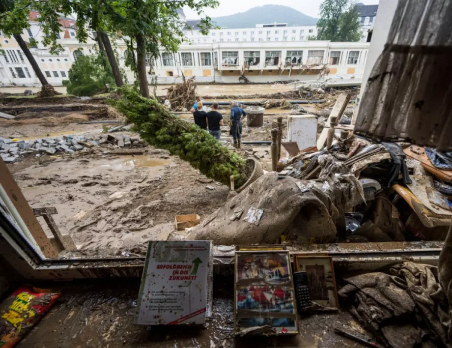 Германия спешно дава 400 милиона евро на пострадалите от наводненията