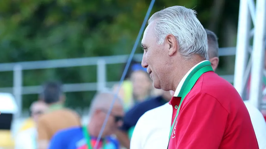 Стоичков изчетка Наполи и обяви: Италианският футбол се завръща