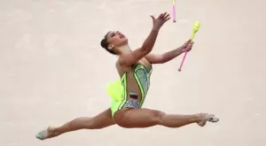 Катрин Тасева - "Златната" усмивка на България, зад която се крият много болка и лишения