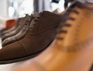 Защо е полезно да съхраняваме обувки и дрехи във фризера