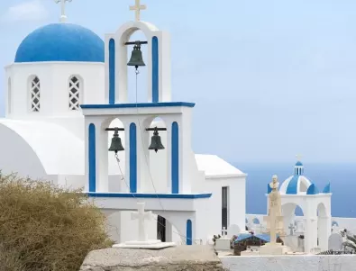 Гръцки манастир е в изолация, монахините с положителни тестове за COVID-19 
