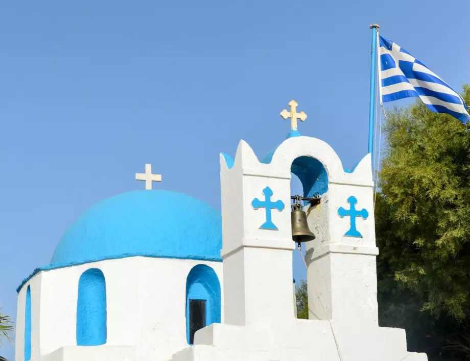 В църквите в Гърция само със зелен сертификат?