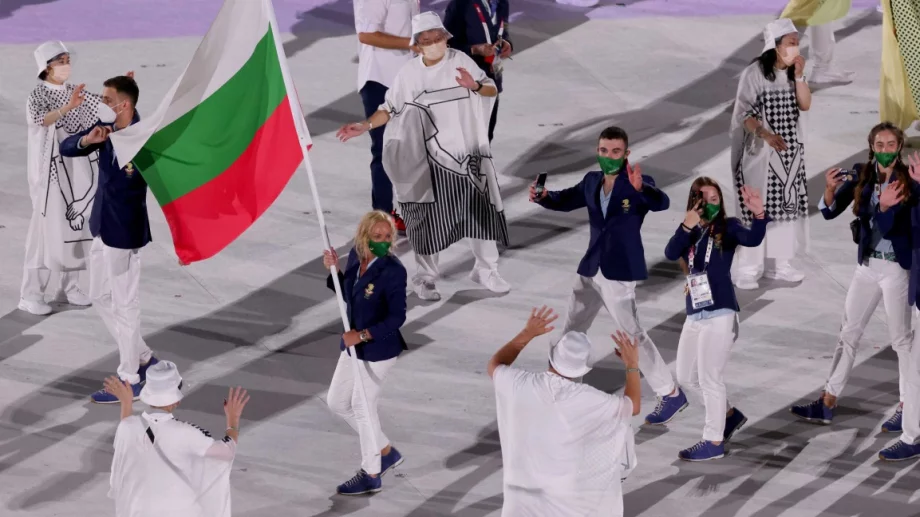 Как бяха приети обратно в България първите ни завърнали се олимпийци?