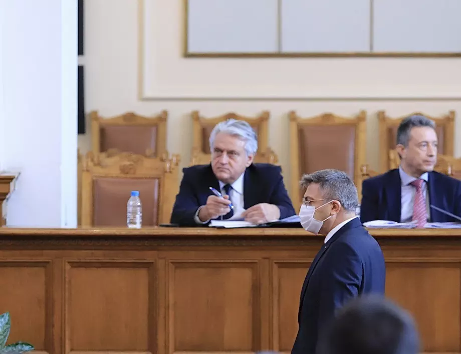 Рашков заговори за конкретна присъда  за Гешев
