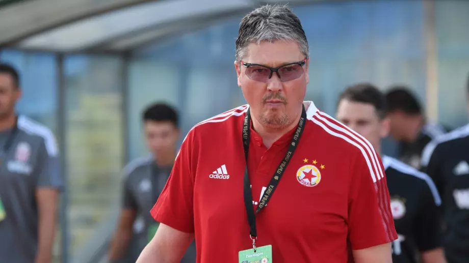 Бомба на "Армията": Любослав Пенев вече не е треньор на ЦСКА?