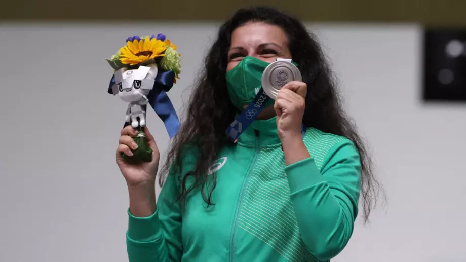 Антоанета Костадинова: Олимпийските игри не са приключили, има още работа за вършене