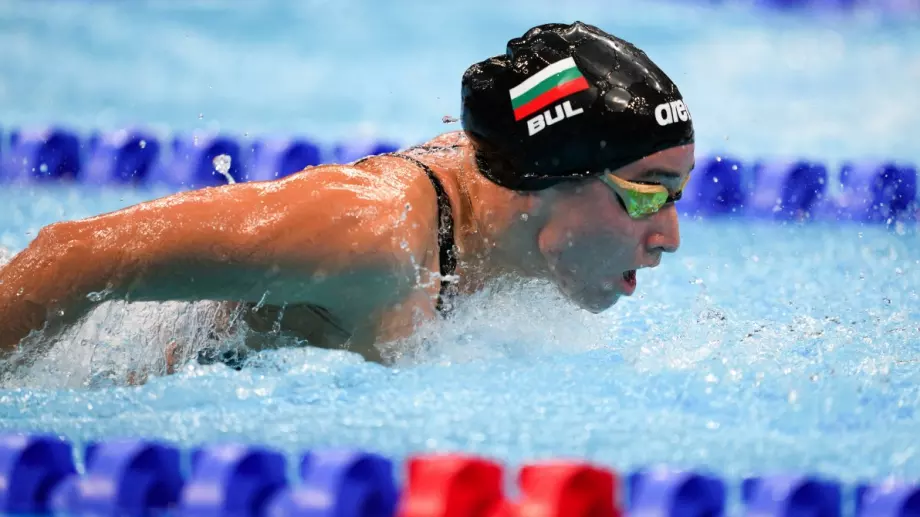 Малшанс! 19 стотни разделиха Диана Петкова от финал на Европейското по плуване