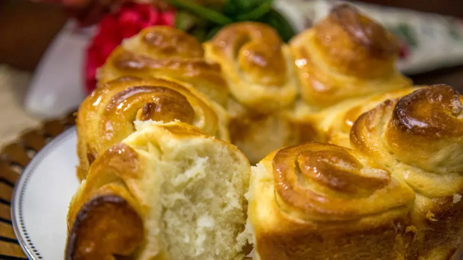 Баба ми каза най-лесната и евтина рецепта за тутманик