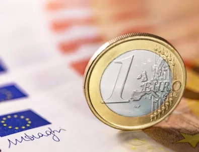 Еврото стана на 20 години