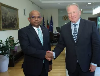 Министърът на външните работи Светлан Стоев прие малдивския си колега Абдула Шахид