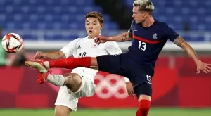 Франция е аут от Токио 2020! "Петлите" на колене пред Япония