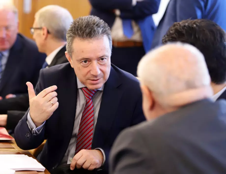 Янаки Стоилов търси варианти да свали главния прокурор със Съвета за съдебна реформа 