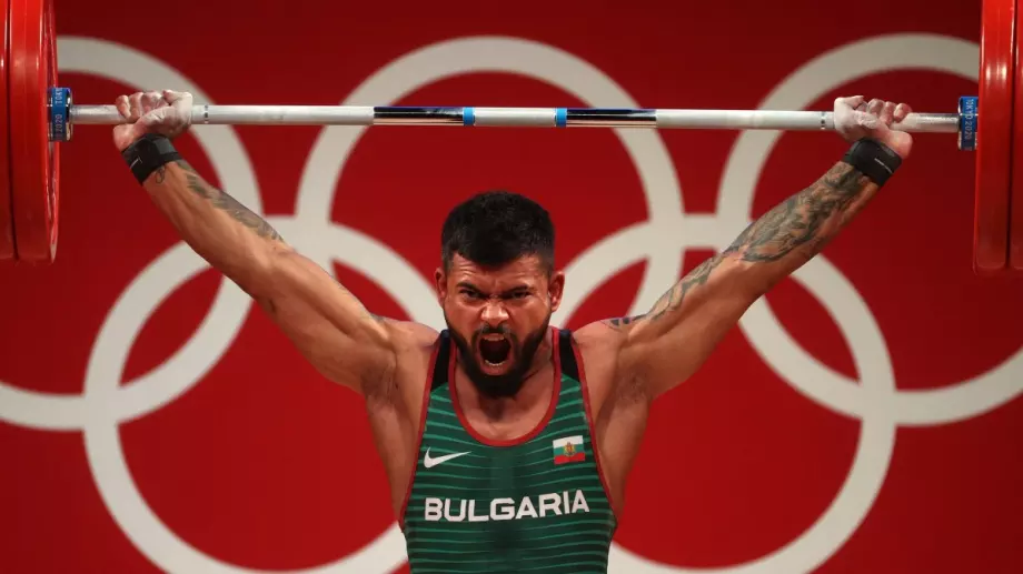 ЖАЛКО! 4 килограма лишиха Божидар Андреев от медал в дебюта на Олимпийски игри