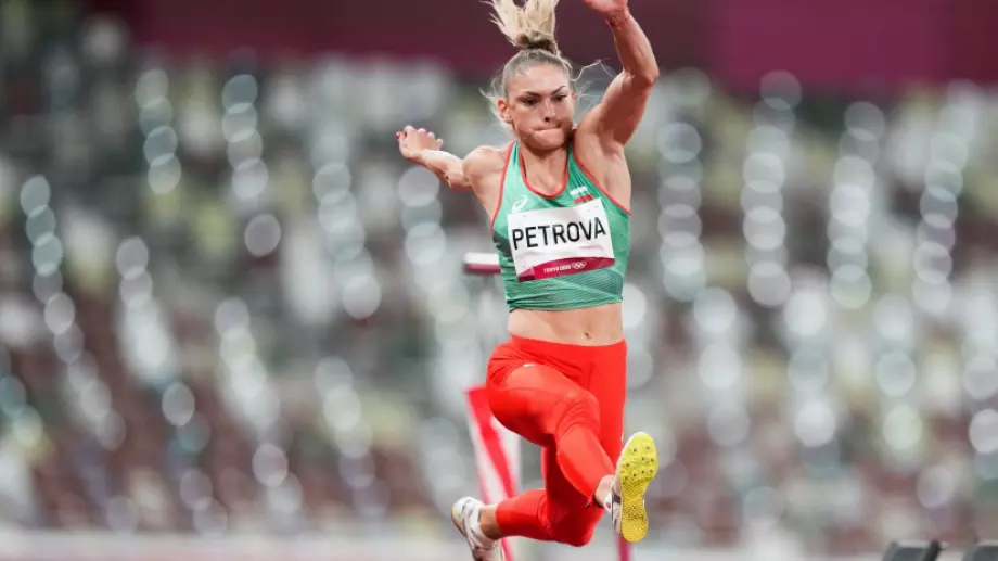 Габриела Петрова напусна Олимпиадата в Токио след само един успешен опит в тройния скок
