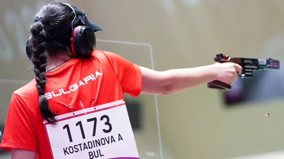 Жалко! Антоанета Костадинова се размина с финала на Световното по спортна стрелба