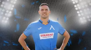 {{ otherArticle[0].article.title }}