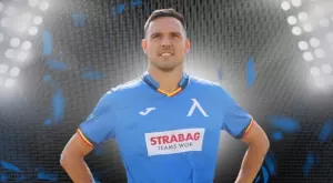 {{ otherArticle[0].article.title }}