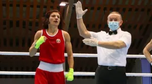 {{ otherArticle[0].article.title }}