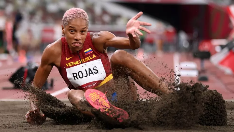 Юлимар Рохас счупи "брадясалия" световен рекорд на троен скок за олимпийската титла в Токио