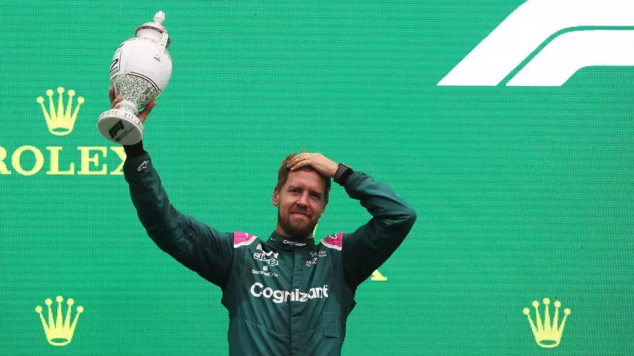 Четирикратният шампион Себастиан Фетел се отказва от Формула 1