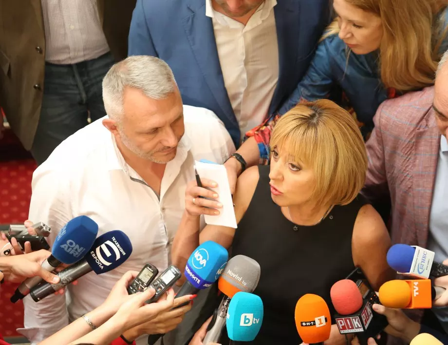 Мая Манолова: Ще обсъдим кандидатите за министри в парламентарната група, чухме имената им