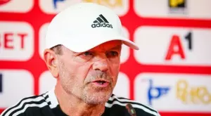 ЦСКА стартира преговори за нов договор с агента на защитника Брадли Мазику