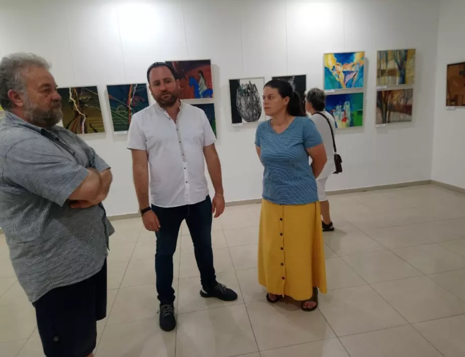 "Изкуство в центъра" от Габрово гостува в Казанлък