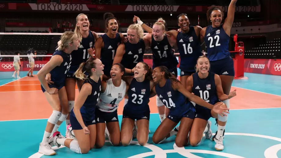САЩ отвя Доминикана за 1/2-финал във волейболния турнир за жени на Олимпийските игри в Токио