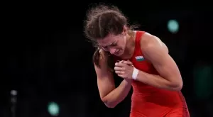 Международната федерация по борба "прекръсти" българка на "Тушилова"