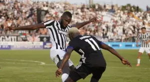 {{ otherArticle[0].article.title }}