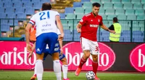 {{ otherArticle[0].article.title }}