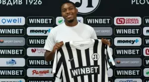 {{ otherArticle[0].article.title }}