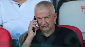 Крушарски обяви голямата новина: Постигнато е съгласие - връща се в Локомотив Пловдив