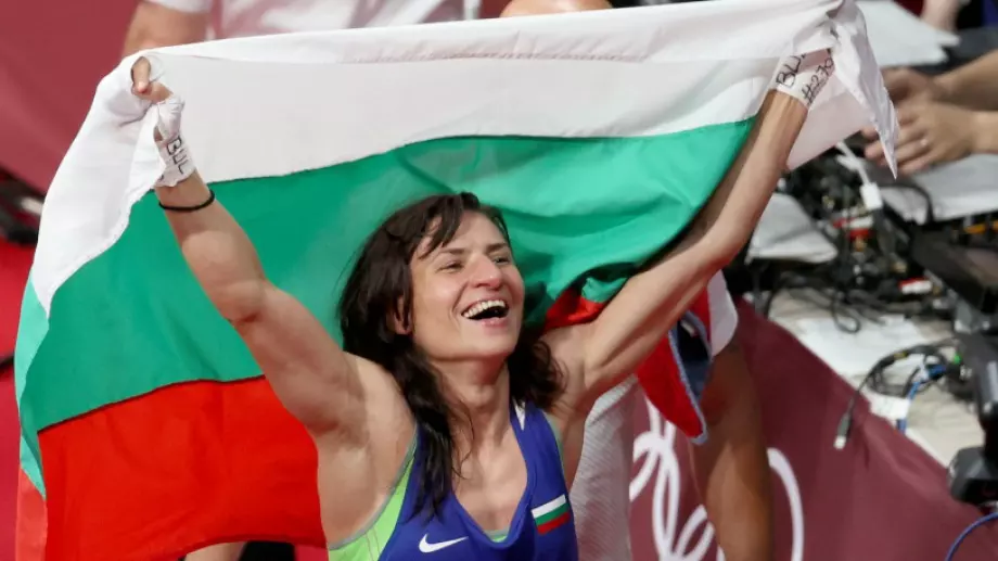 ВИДЕО: Химнът на България звуча за втори път в Токио - този път в чест на Стойка Кръстева