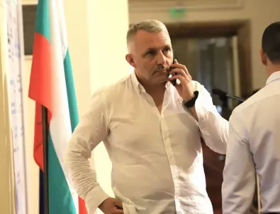 Хаджигенов: Незабавно да тръгне процедура за освобождаването на Алексей Трифонов