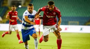 {{ otherArticle[0].article.title }}