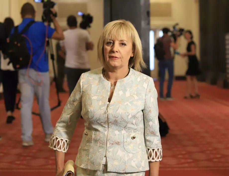Мая Манолова: Абсолютна безотговорност е, че отново ще ходим на избори 