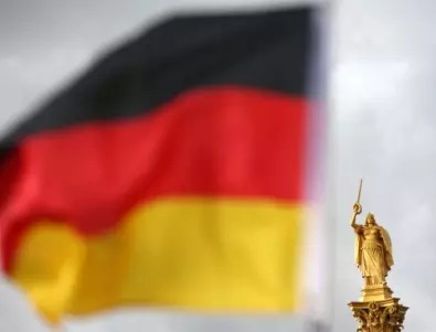 Гласуването в Германия започна, залозите текат 