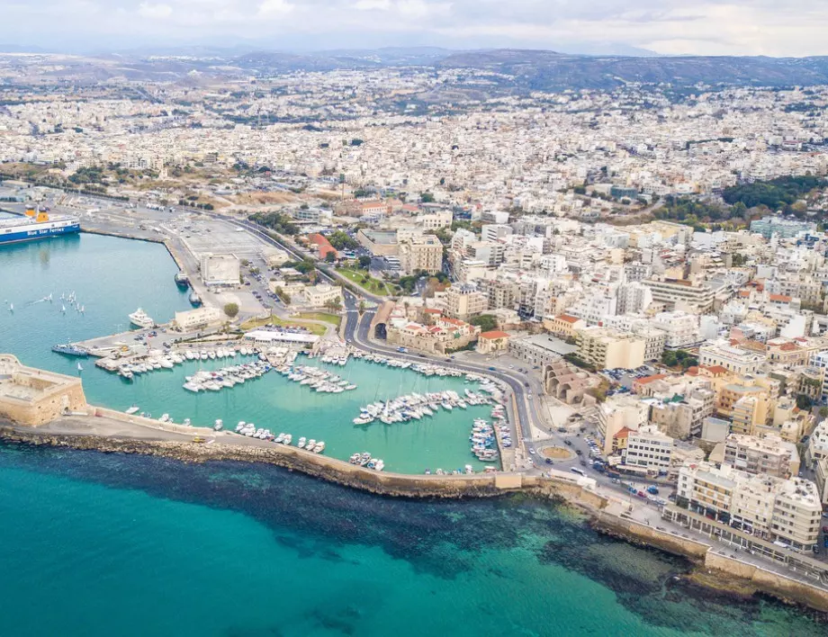 Земетресение разлюля остров Крит