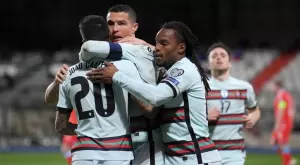 {{ otherArticle[0].article.title }}