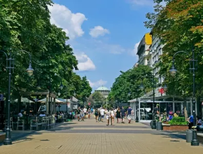 Какви са наемите по най-атрактивните търговски улици в София?