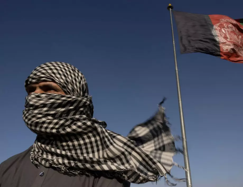 CNN: Американците са сключили сделка с талибаните на летището