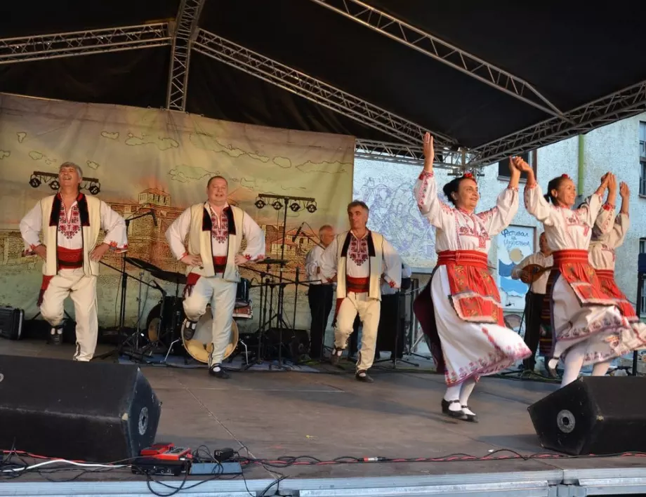 Ето кога се проведе фолклорният фестивал "Фолклор без граници" в Добрич