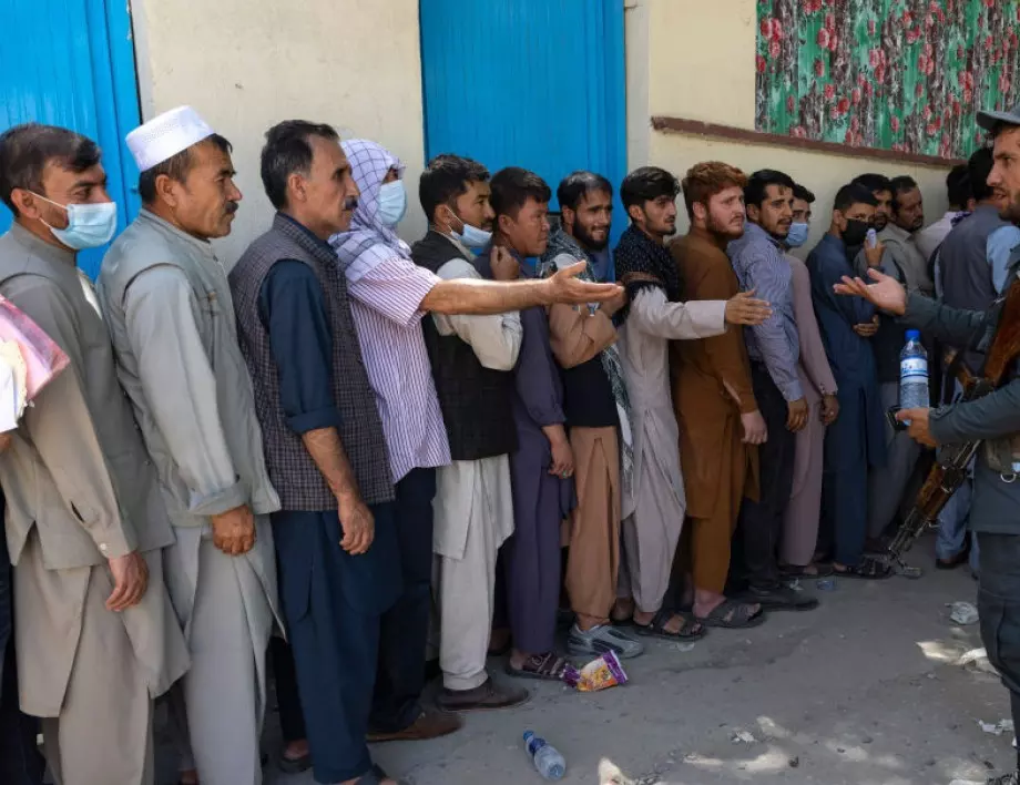 Пакистан отвори най-големия пропускателен пункт на границата с Афганистан 