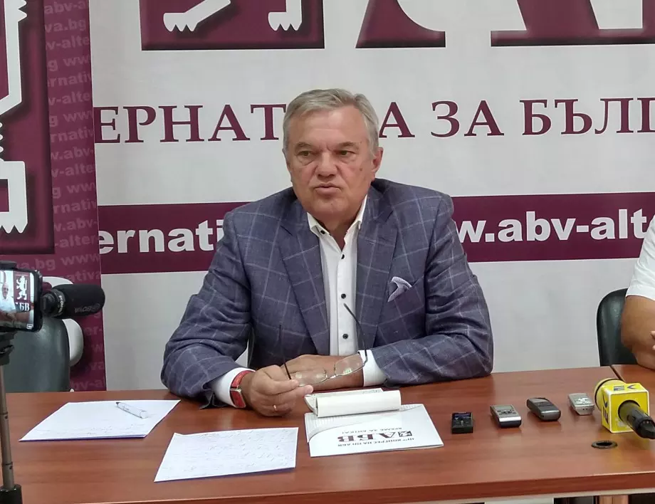 За възстановяване на „Гражданска защита“ настоява Румен Петков