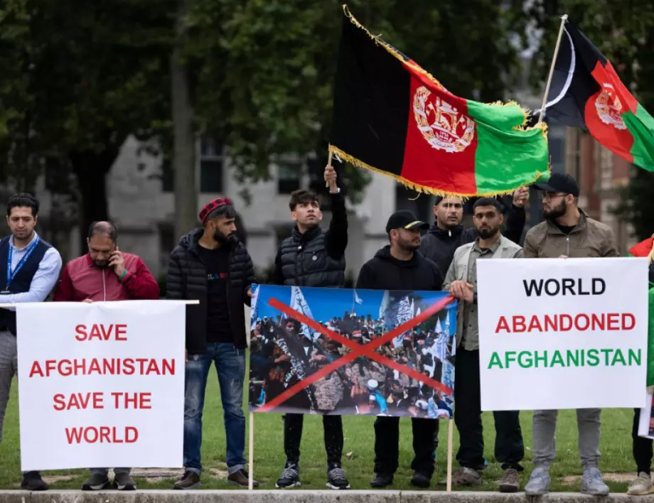 Посланикът на Афганистан: Талибаните са против целия свят, ситуацията е ужасна