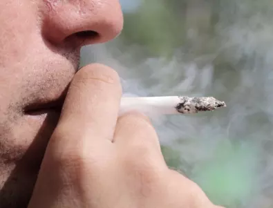 Милиони пушачи в риск заради отказа на СЗО да приеме иновациите 