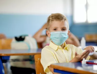Няма да се тестват преболедувалите от коронавирус деца в училище